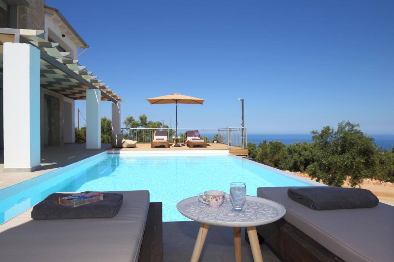 Tsakmakis Villas Luxury- Panoramic Sea View - Lefkada Tsoukaladhes Bagian luar foto